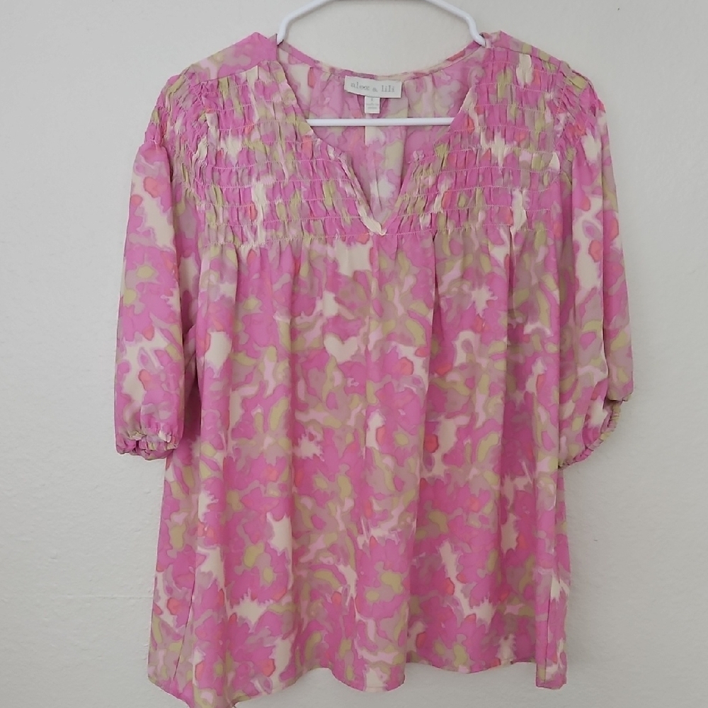 ALEX & LILI  Pink Floral Abstract Lightweght Women's Top